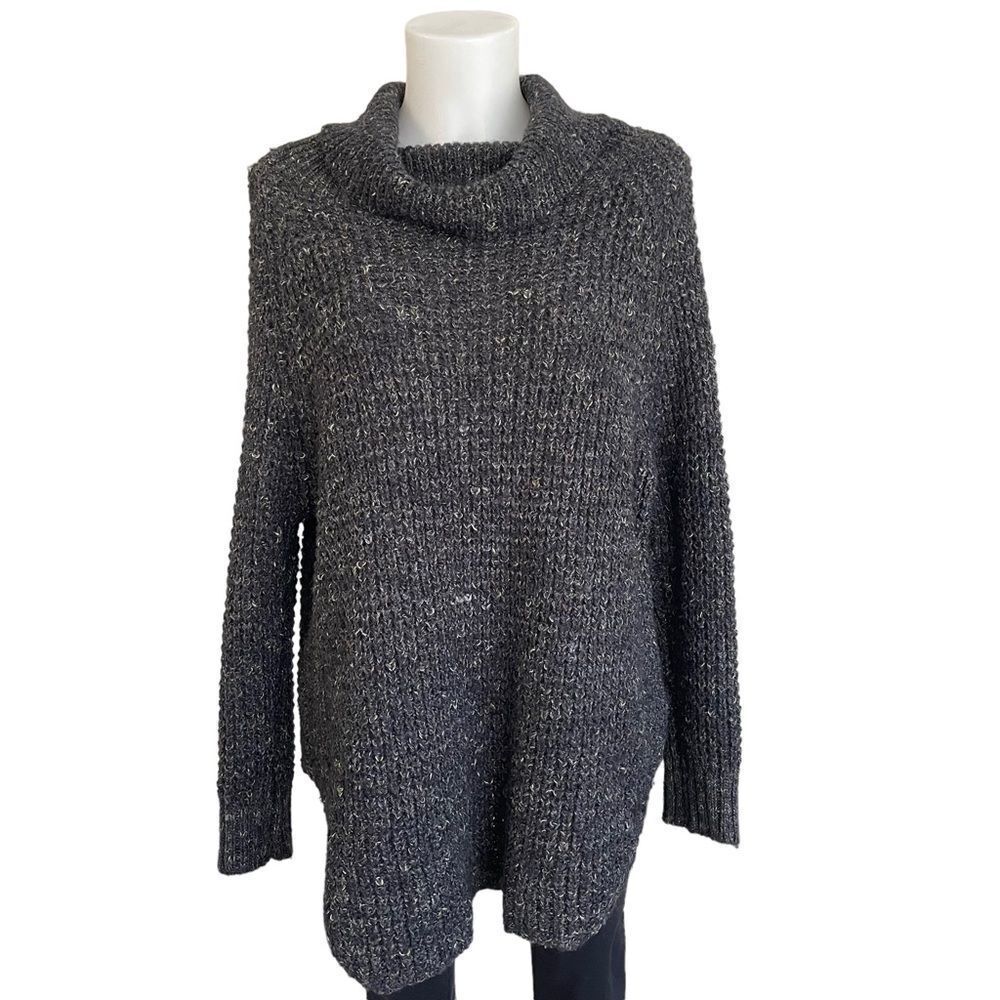 Free People women’s Gray Marled Cowl Neck Chunky Knit Sweater Oversized sz Small